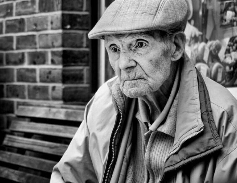DECEMBER Sad looking old man