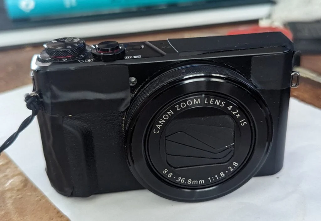 Canon g7x camera